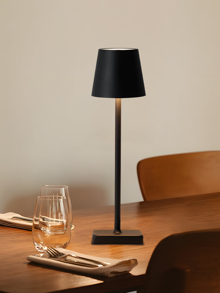 Classic Vintage Table Lamp for Bedroom, Dining Room and Coffee Shop Decor