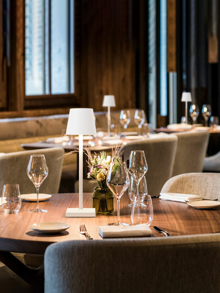 Classic Vintage Table Lamp for Bedroom, Dining Room and Coffee Shop Decor